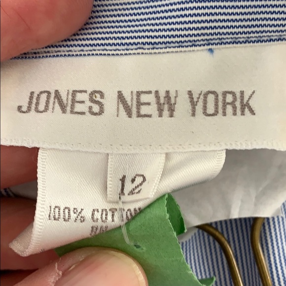 Elegant button down   Like new. Worn once. - Picture 2 of 6